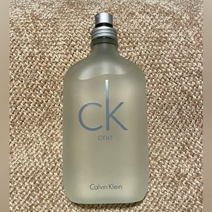 Calvin Klein ckOne perfume